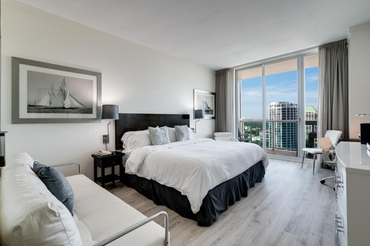 City View Balcony Steps From Restaurants, Peacock Park & Marina Miami Bagian luar foto